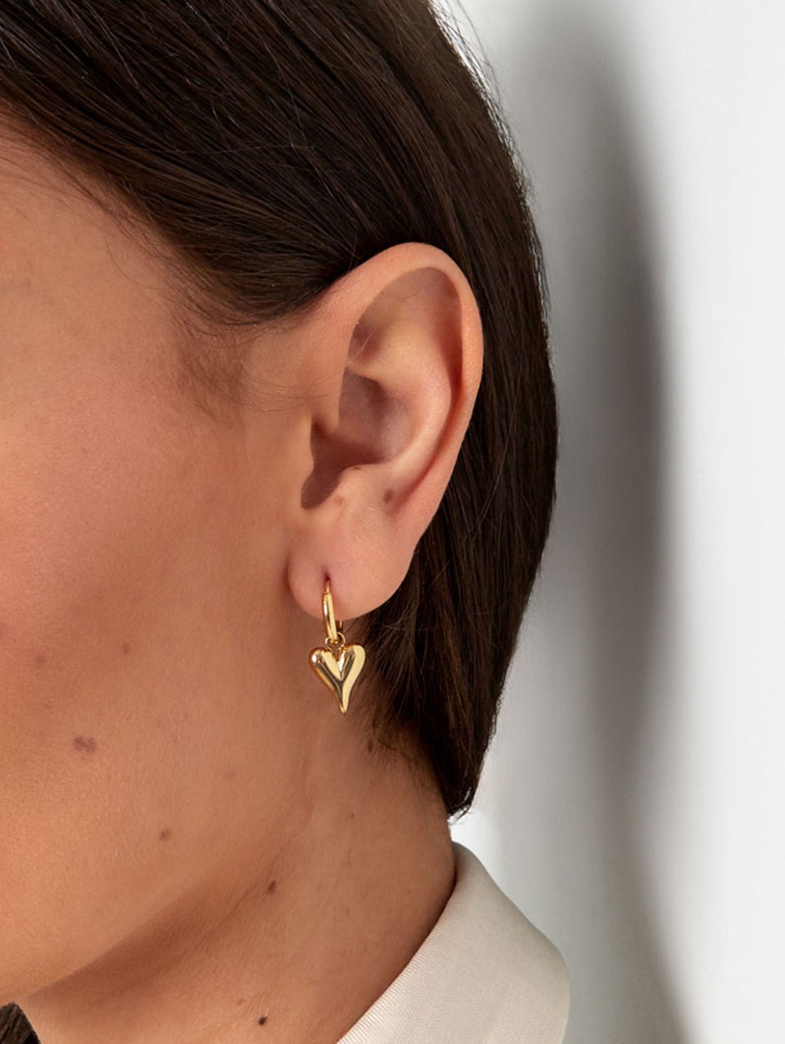 Olivia Heart Earrings