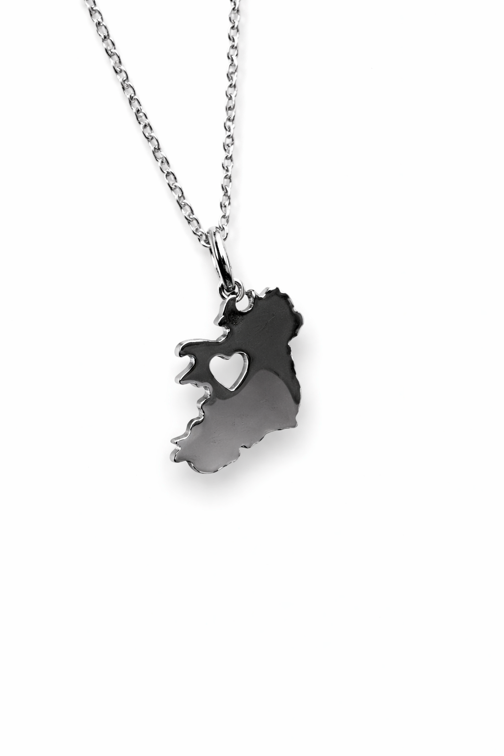 Out West | Éire Heart Map Necklace