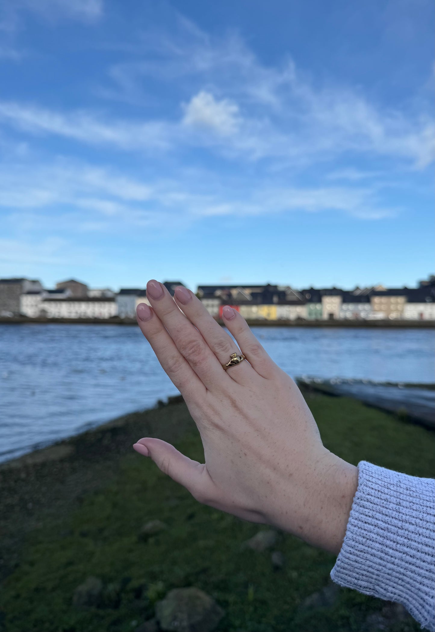 Classic Claddagh Ring
