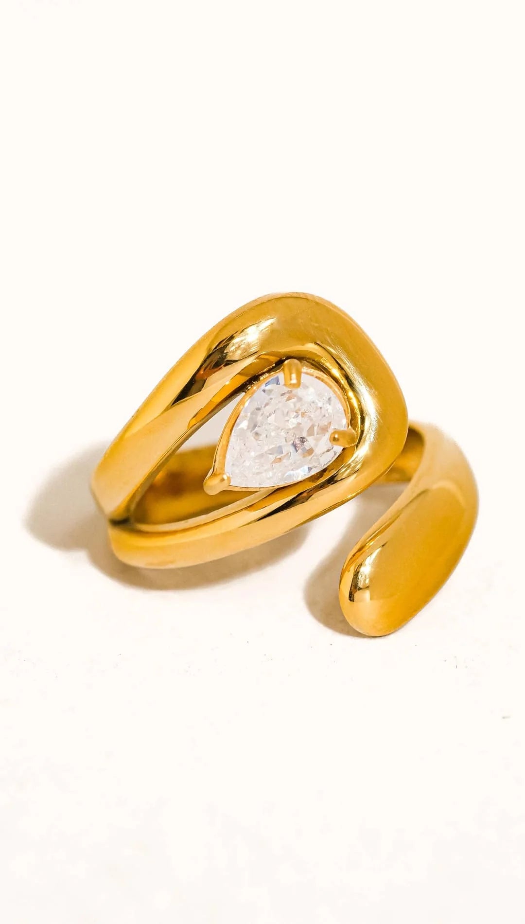 Sarah Crystal Ring