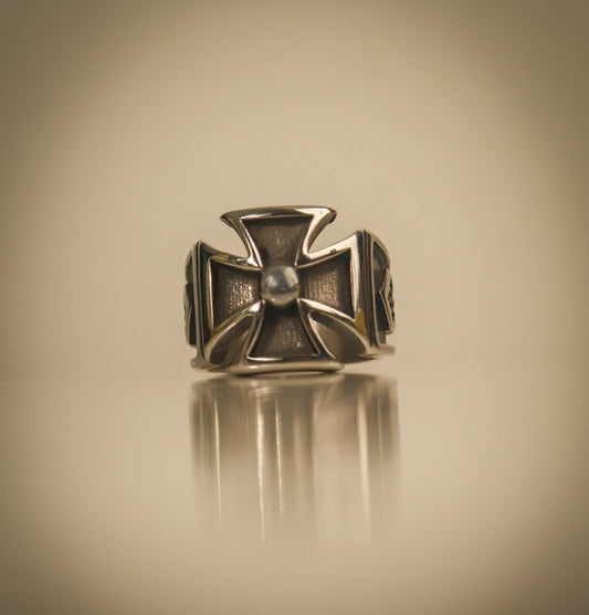 Men’s Cross Ring