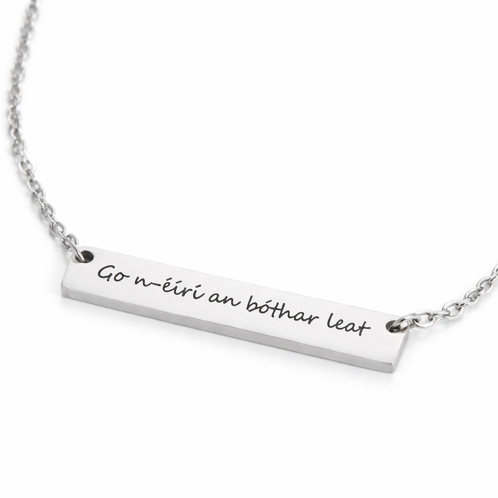 Go n-éírí an bóthar leat | Seanfhocial Necklace