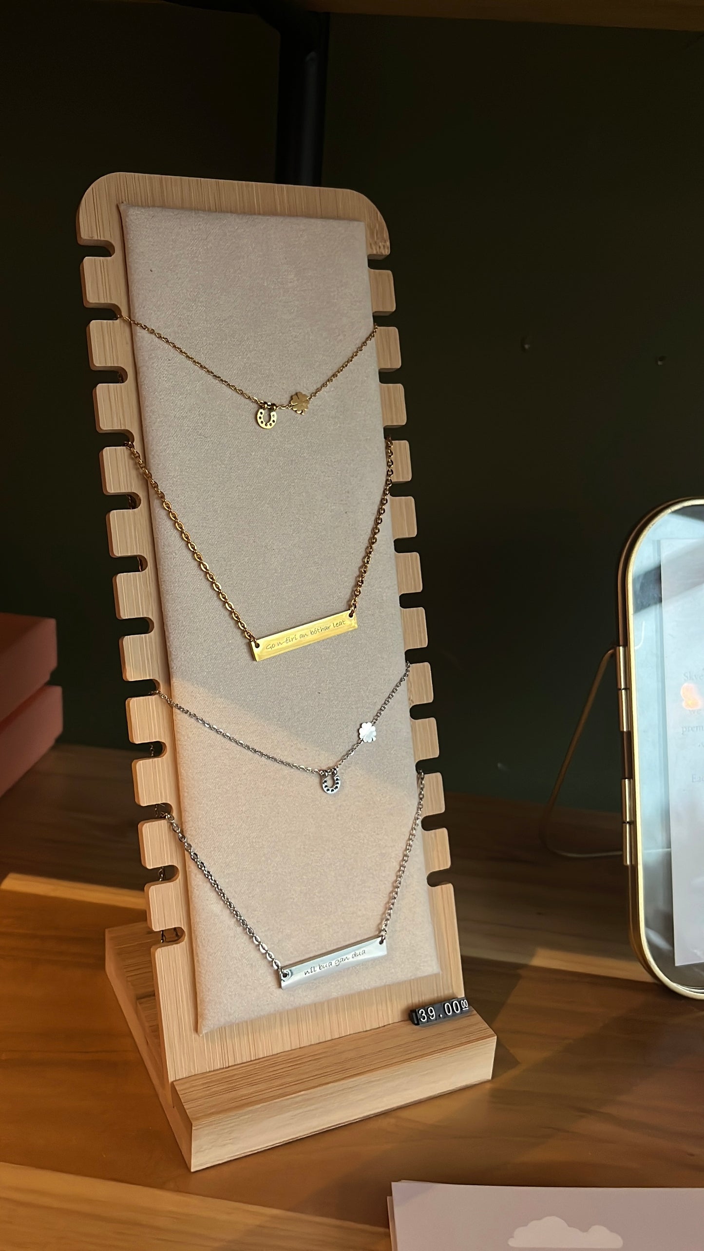 Go n-éírí an bóthar leat | Seanfhocial Necklace