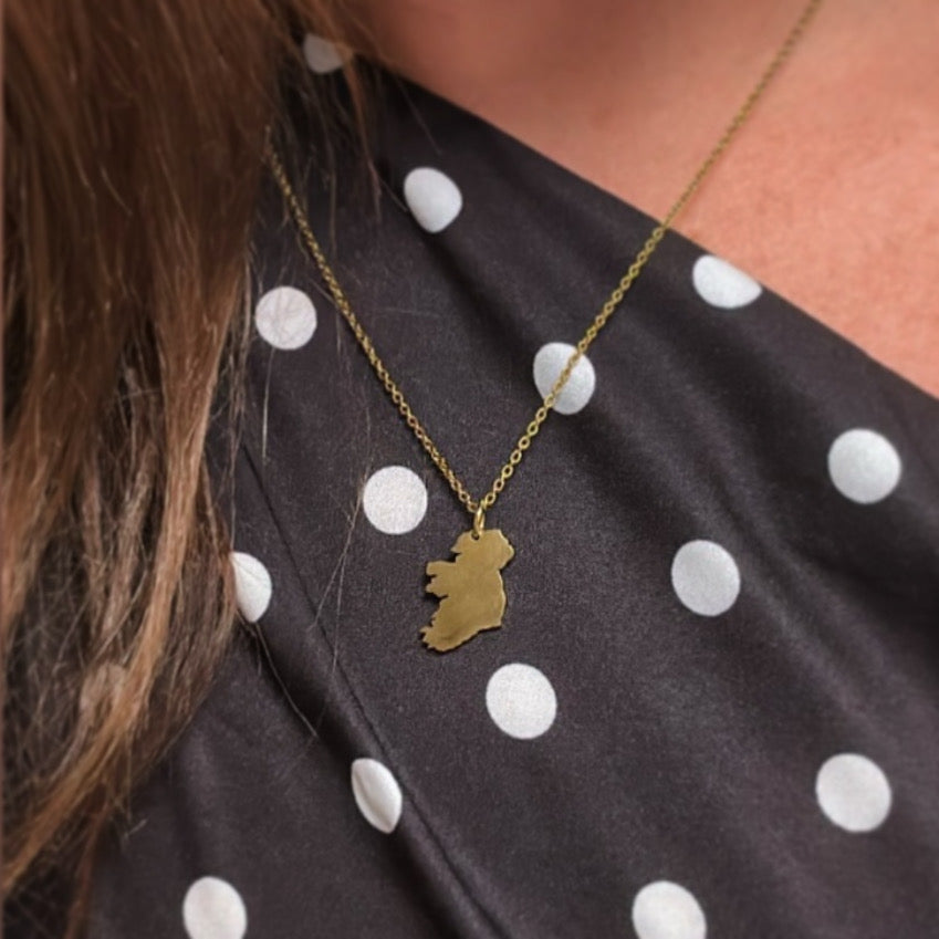 Éire Map Necklace