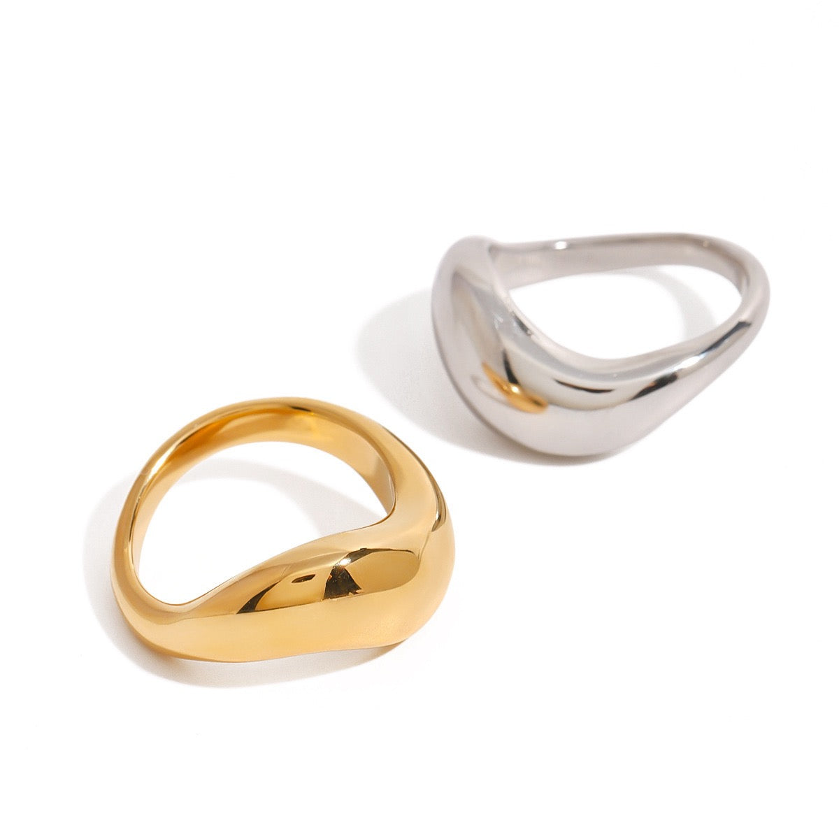Aoibh Wave Ring